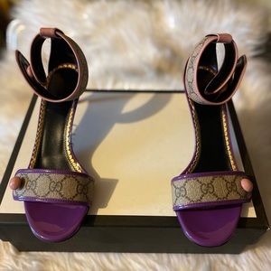Gucci sandal
